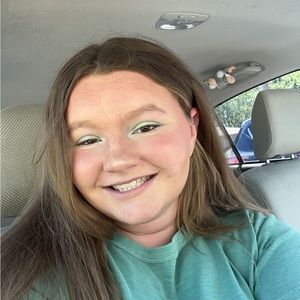 Meet your Posher, Kaylee